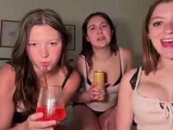 mollyxxxmoon — modelo de webcam en línea en chaturbate
