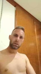 Crm23 — modelo de webcam en línea en cam4