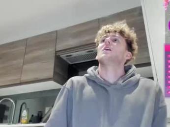 dominantalex182 — Chaturbate stream photo (Mar 2026)