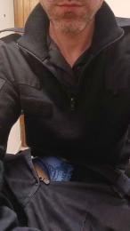 riky879 — Cam4 stream photo (May 2026)