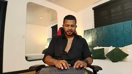 Bruno_Silva_ — Stripchat stream photo (Sep 2026)