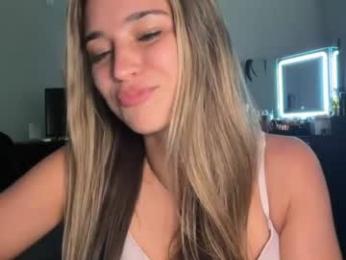 iamtatiana10 — modelo de webcam en línea en chaturbate