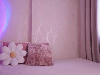 emilybell — Camsoda stream photo (Aug 2026)