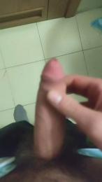 aaleex7 — Cam4 stream photo (Apr 2026)