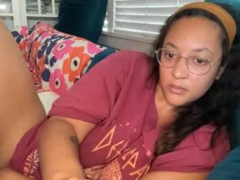 dreamyriri — Chaturbate stream photo (Apr 2026)