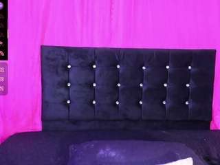 cutenaked-8 — Camsoda stream photo (Mar 2026)