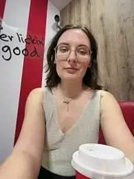 The_Snowwhitee — Stripchat stream photo (Apr 2026)