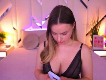 FloraGreys — Bongacams stream photo (Feb 2026)