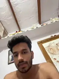aadibuttplug — modelo de webcam en línea en stripchat