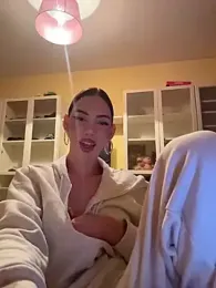 Carlita_cute — modelo de webcam en línea en stripchat