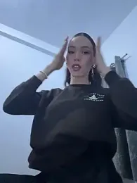 Carlita_cute — modelo de webcam en línea en stripchat