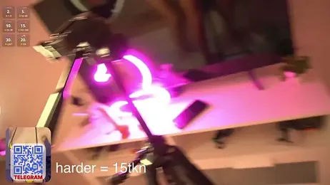 cream_fucks — modelo de webcam en línea en stripchat