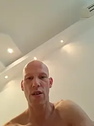 genaroo38 — Stripchat stream photo (Sep 2026)