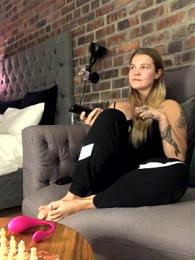 chloemoonandstarss — Stripchat stream photo (Jun 2023)