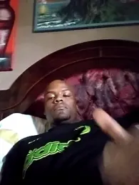 bom15k — Stripchat stream photo (Sep 2026)