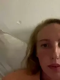 zooted2323 — Stripchat stream photo (Jul 2025)