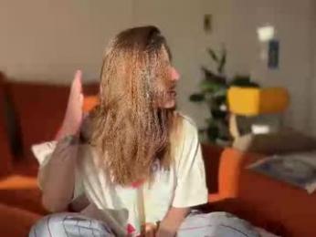 di_n_alex — modelo de webcam en línea en chaturbate