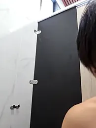 ovo0810 — modelo de webcam en línea en stripchat