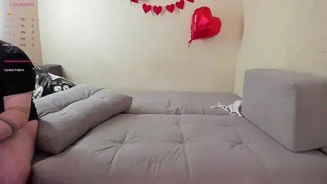 Browni_Kiss — modelo de webcam en línea en stripchat