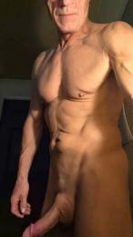 Davedonny29 — Cam4 stream photo (Apr 2026)