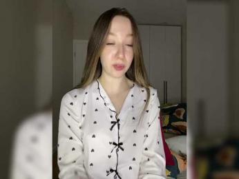 sashhhkino — modelo de webcam en línea en bongacams
