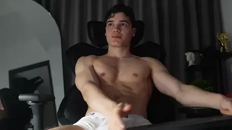 Max_cortes1 — Stripchat stream photo (May 2026)