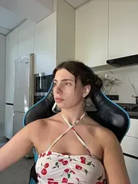 CurlyLara — Stripchat stream photo (Jun 2026)