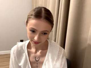 allenakaralis — camsoda