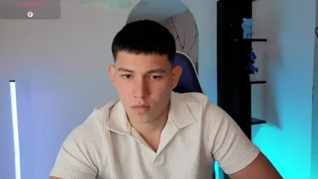 JamesCr_ — Stripchat stream photo (Jun 2026)