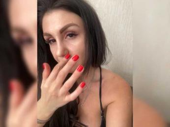 KrastyKiss — modelo de webcam en línea en bongacams