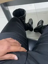 Henryzer7 — Stripchat stream photo (Jan 2026)