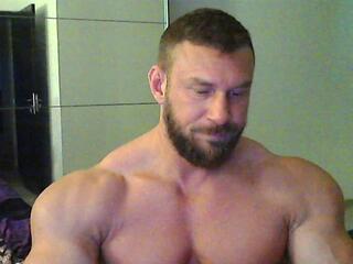 Kevin Muscle — modelo de webcam en línea en flirt4free