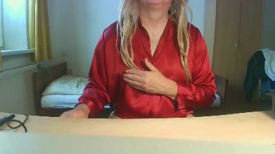 ShinyLarissa — Cam4 stream photo (Sep 2025)