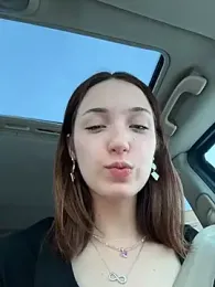 DollyTall — Stripchat stream photo (Mar 2026)