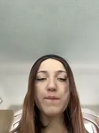 DollyTall — Stripchat stream photo (Mar 2026)