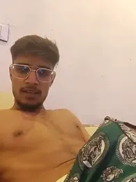 kaushikhotty — modelo de webcam en línea en stripchat
