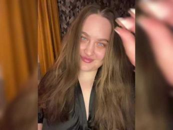 yourLi — Bongacams stream photo (Dec 2025)