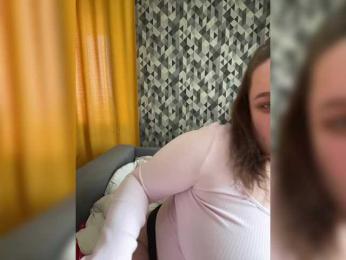 yourLi — Bongacams stream photo (Dec 2025)