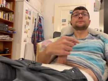 dantheman233 — modelo de webcam en línea en chaturbate