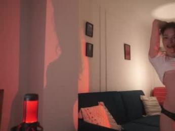 moonfaced_ — Chaturbate stream photo (May 2026)