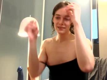 usedbooty — Chaturbate stream photo (Jan 2025)