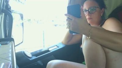 Jessyca28 — Cam4 stream photo (May 2026)