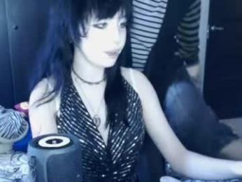 iiiiiiis — modelo de webcam en línea en chaturbate