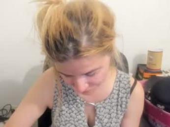 artsyandcraftsy_ — chaturbate