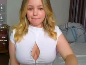 dianaholiday — Chaturbate stream photo (May 2026)