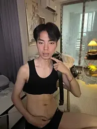 ZHYA5563 — Stripchat stream photo (Jul 2026)