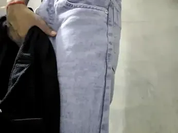 Lustyluckyy — Stripchat stream photo (Nov 2025)