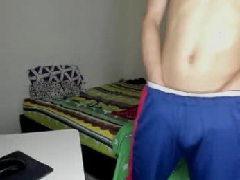 cardrey05 — Chaturbate stream photo (Mar 2026)