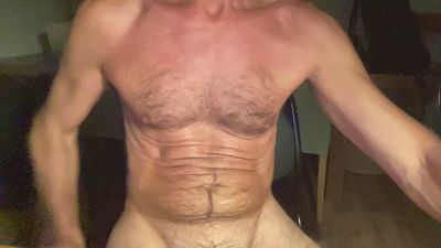 Vicgut — modelo de webcam en línea en cam4