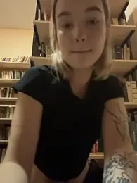 Baby_Tiny — Stripchat stream photo (Oct 2025)